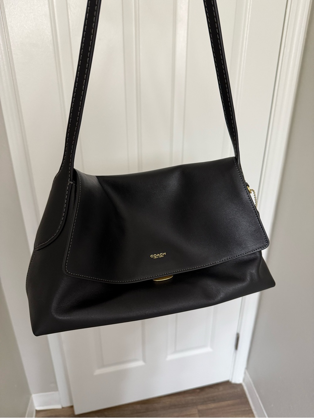 Coach Chelsea Shoulder Bag 30